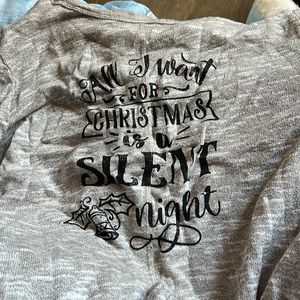 Women’s long sleeve shirt